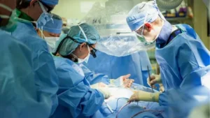 minimally invasive cardiac surgery